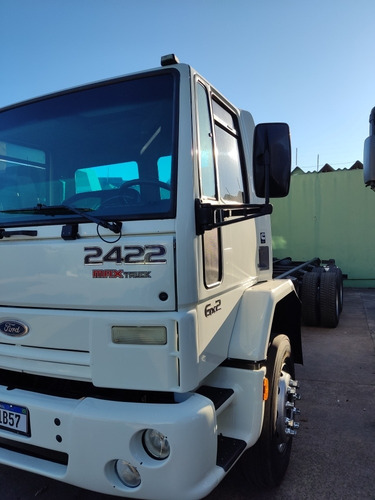 Imagem 3 de 10 de Ford Cargo 2422