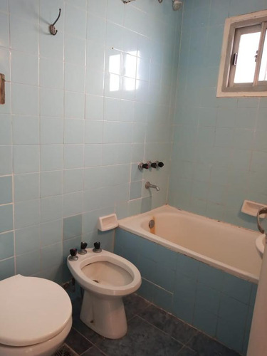 Venta Departamento 2 Amb. En Ramos Mejía - Buen Estado