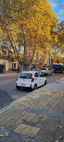 Kia Picanto 1.0 Ex Mt 2017 Sedan 34.000 Km Excelente Estado