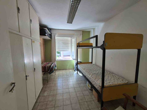 Se Vende Hermosa Casa En Arguello - 4 Dormitorios!