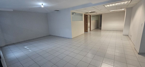 Oficina De 120m2 Por Av De Las Fuente En Lomas De Tecamachalco