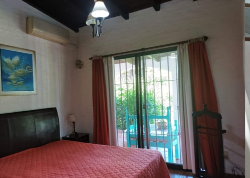 Imagen 10 de 27 de Casa Con Piscina De 1 Y 2 Dormitorios