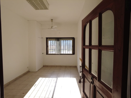 Imagen 2 de 8 de Local De Negocio En Venta En San Martin Centro Dentro De Galería