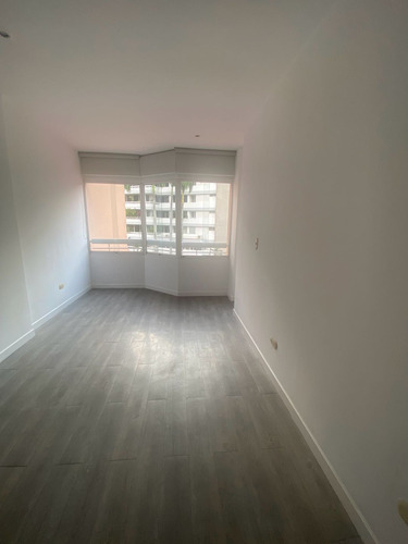 Se Alquila Apartamento 60m2 La Castellana 6303