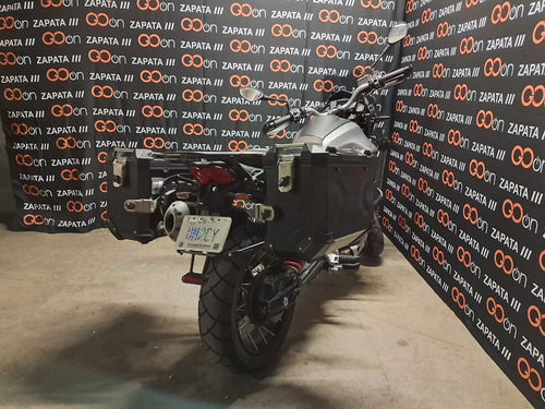 Guzzi V85 Tt Centenary 2093