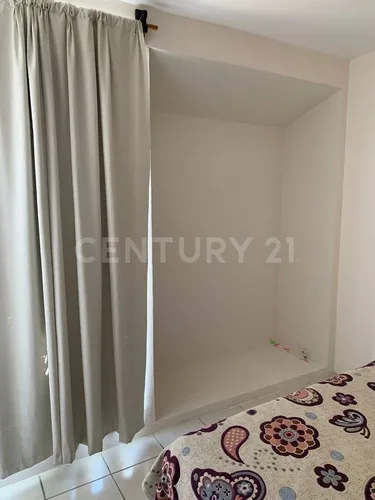Casa De 2 Pisos, 3 Recamaras Dentro De Fracc. Privado Seguridad 24 Horas