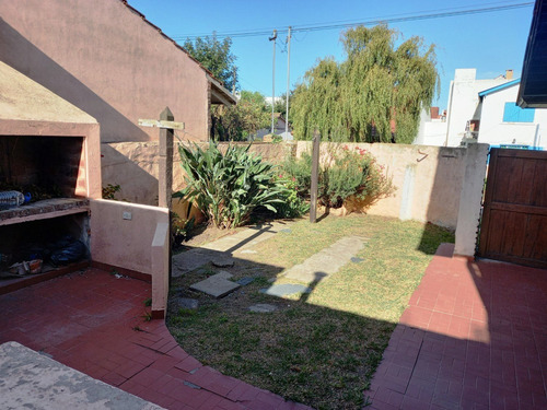 Vende Chalet 5 Ambientes En Dos Plantas Santa Clara Del Mar