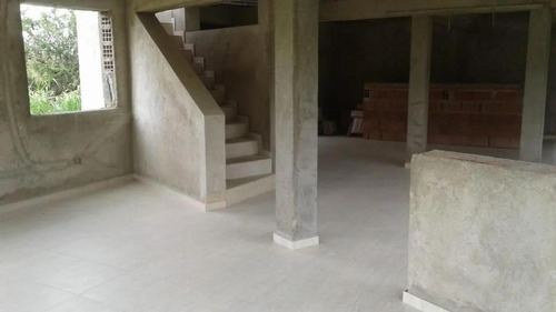 Casa En Venta - 3 Dormitorios 3 Baños - Córdoba