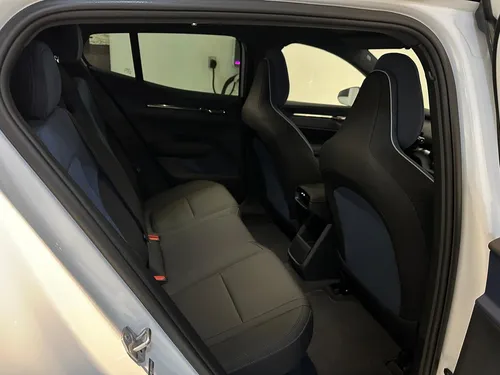 Volvo Ex30 2025