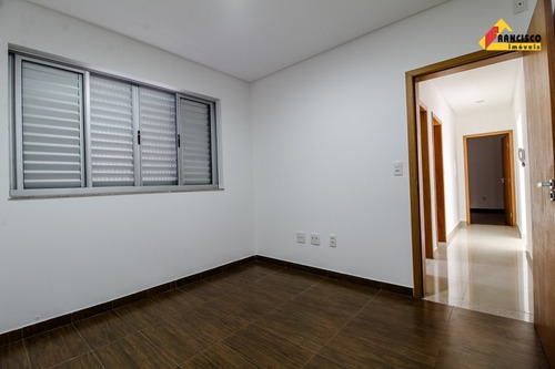 Imagem 4 de 28 de Casa À Venda, 3 Quartos, 1 Suíte, 2 Vagas, Centro - Divinópolis/mg - 32510