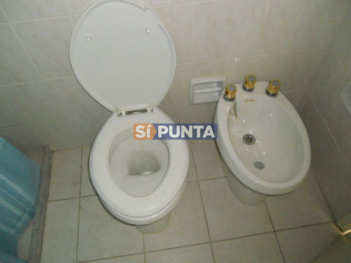 Imagen 16 de 21 de Apartamento En Mansa, 3 Dormitorios *