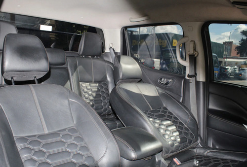 Nissan Frontier 2.5 Le