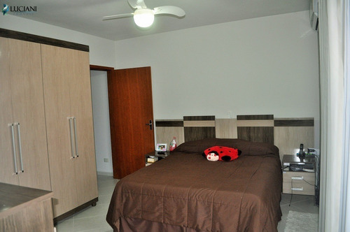 Ótimo Sobrado Mobiliado Com 03 Dormitórios Em Balneário Camboriú! - Ca00401 - 68538615