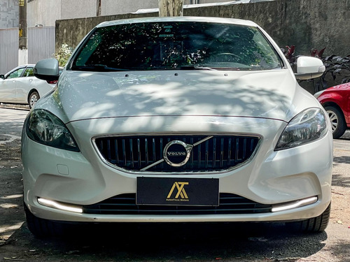 Volvo V40 2.0 T4 Kinetic Drive-e 5p