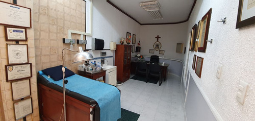 Nueva Santa Maria, Clinica Equipada En Venta O Renta, Permisos De Funcionamiento