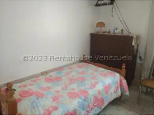 #25-13391 Amplia Casa En El Limón