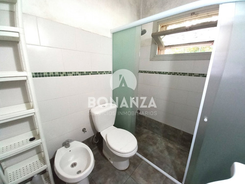 Imagen 6 de 30 de Casa En Venta En Piriápolis Barrio Residencial Country 3 Dormitorios Parrillero Parque Buen Terreno De 594 M²