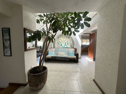 Casa Venta Residencial En Providencia Dentro Del Conjunto De Doble Seguridad Frente A Town Square