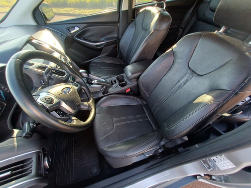 Ford Focus 2.0 Titanium Flex Powershift 5p