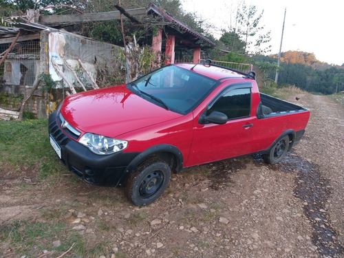 Fiat Strada 2012