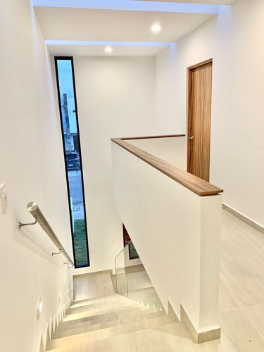 Imagen 15 de 20 de Estrena Casa En Cañadas Del Arroyo, Jardín, Doble Altura, 3