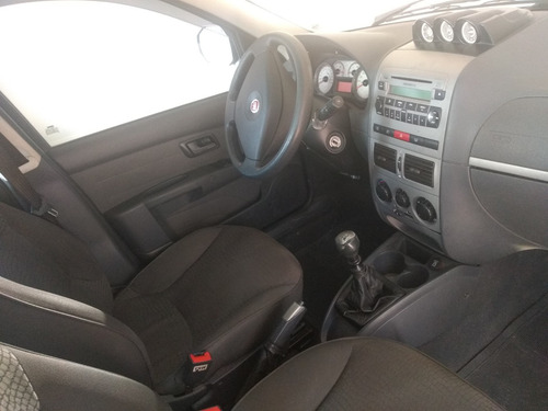 Fiat Palio Weekend Adventure 1.8 16v Flex 5p