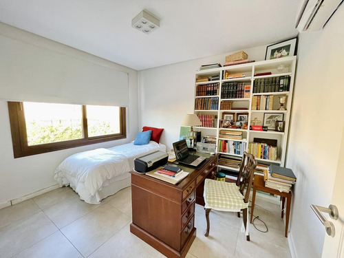 Imagen 21 de 22 de Casa En Venta - Barrio Barbarita