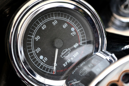 Imagen 3 de 15 de Espectacular Harley Dyna Super Glide 6 Vel Muchos Accesorios