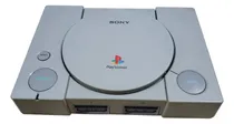 Comprar Playstation 1 Fat Só O Console Sem Nada. E O Leitor Nao Leu E Ta Sem O Clamp, A Cor Tá Meio Estranho.  B112