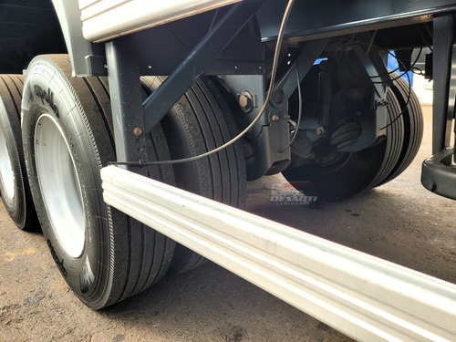 Carreta Semi-reboque Carga Seca Randon 2019/2020 C/ Pneus