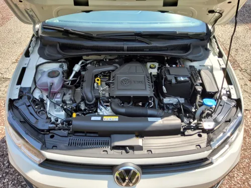 Volkswagen Polo 1.0 Confortline Tiptronic At