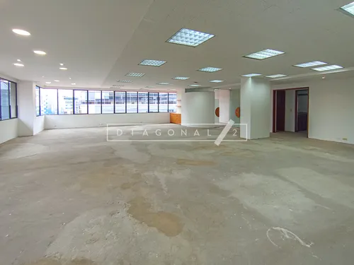 Oficina En Arriendo En Chicó Norte Ii