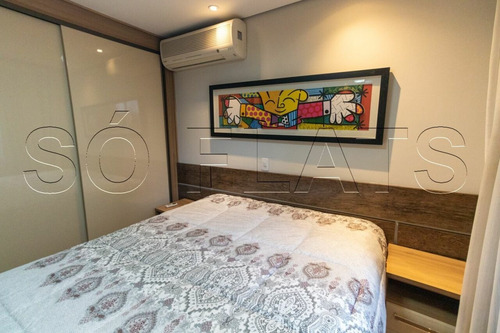 Imagem 9 de 15 de Flat Em Moema Reformado E Finamente Decorado - Sf36463