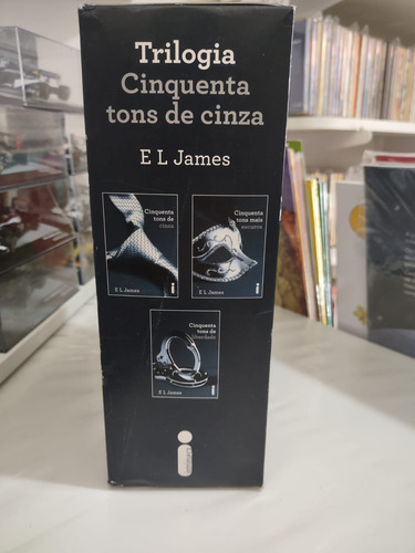 Box Trilogia Cinquenta Tons De Cinza, De James, E. L.. Cinquenta Tons De Cinza Editorial Editora Intrínseca Ltda., Tapa Mole Em Português, 2012 (Usado)