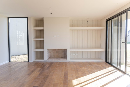 Imagen 3 de 15 de Casa De 3 Dormitorios En Huertas De Los Horneros A Estrenar