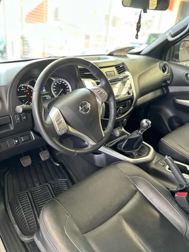 Nissan Np300 Frontier Np 300 Platinum