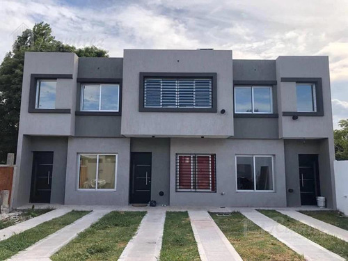 Excelente Duplex 4 Amb. En Venta - Ituzaingó