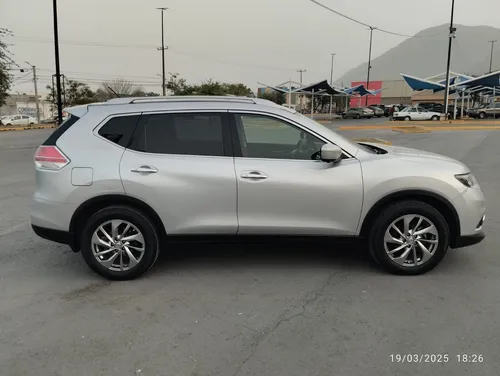 Nissan X-Trail 2.5 Advance 2 Row Cvt