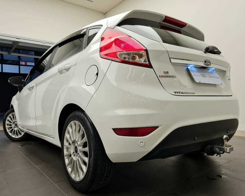 Imagem 6 de 15 de Ford Fiesta 1.6 Titanium Power Shift 2016