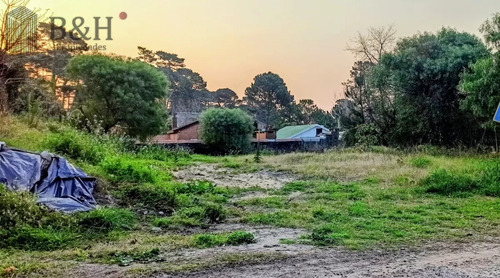 Terreno Para Construir Su Casa En Zona Residencial De Jardines De Cordoba