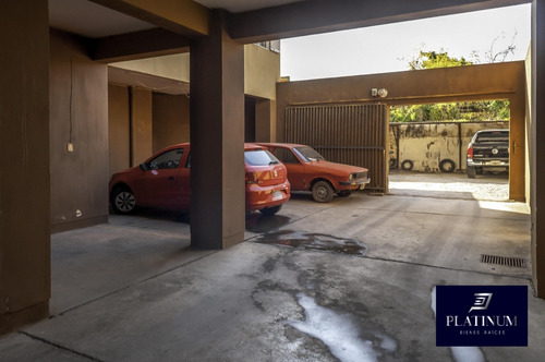 Imagen 5 de 30 de Vende Amplio Departamento Sobre Av. Belgrano Al 2000
