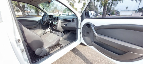 Imagen 7 de 14 de Ford Ka 1.0 Fly Viral 63cv