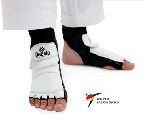 Protector De Pie Taekwondo Daedo Oficial Wt Empeinera