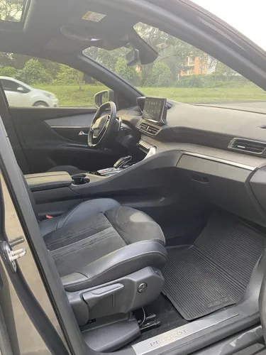 Peugeot 5008,elegante, Espaciosa, 7 Puestos,techo Panorámico
