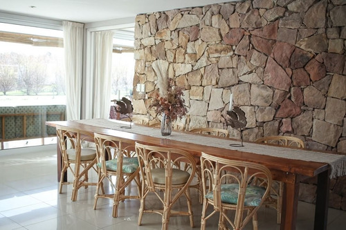 Imagen 12 de 30 de Chalet Seis Ambientes Con Parque Y Piscina