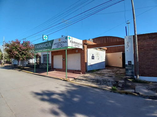 Se Vende Galpon Mas Local Farmacia Alta Gracia