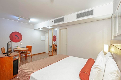 Flat Em Moema, Prox A Av. Sto Amaro, Faculdades Fmu E Anhembi Morumbi - Sf29647