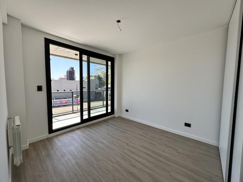 Departamento En Venta En Barrio Echesortu.