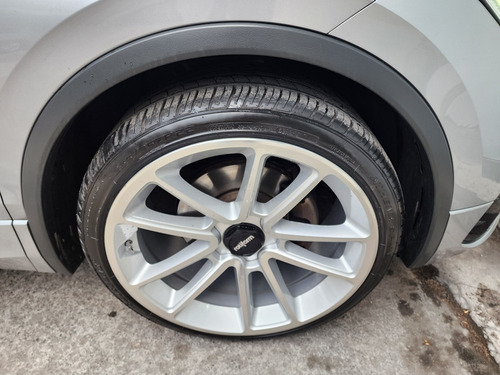 Volkswagen Tiguan 2.0 R-line