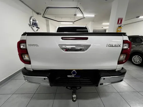 Toyota Hilux 2.4 Diésel Automática